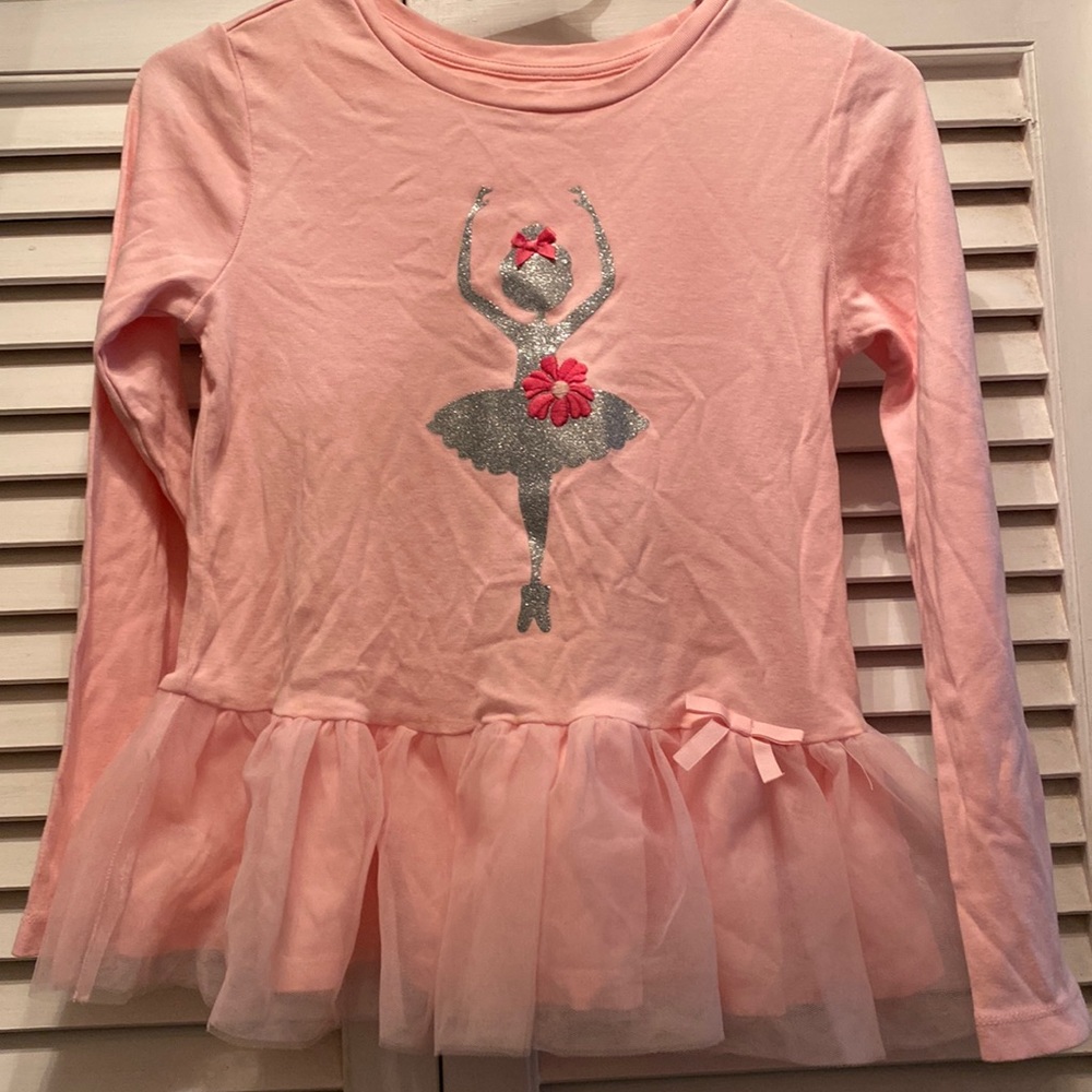 NWOT GYMBOREE Girls size 9 Long sleeve with frilly bottom with Ballerina